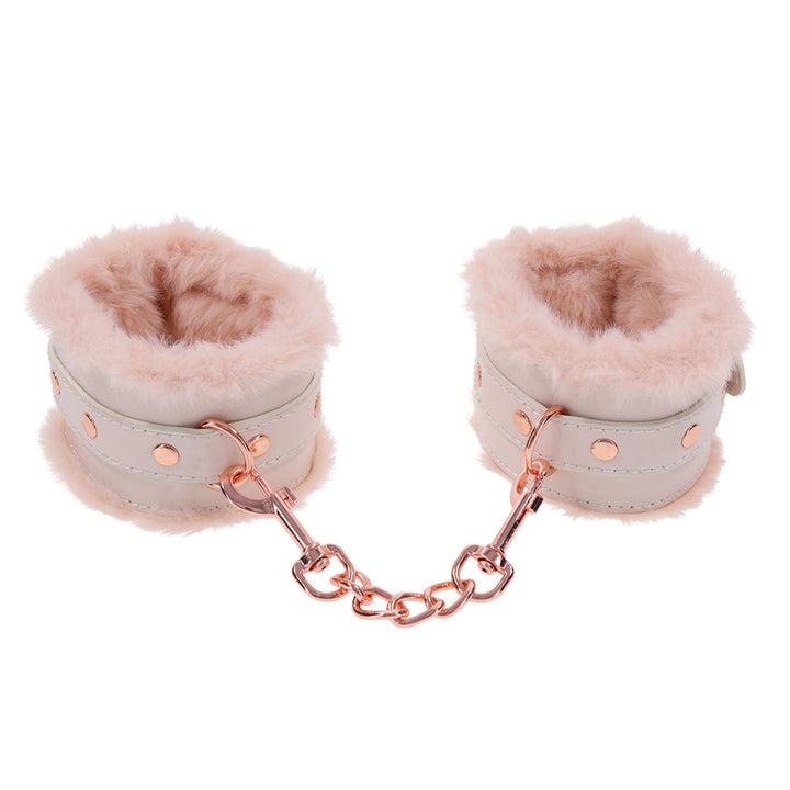 Peaches ?n CreaMe Fur Handcuffs